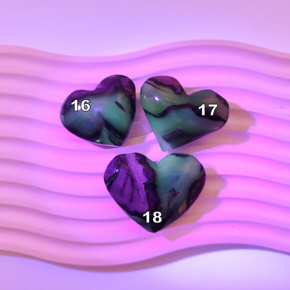 Volcano Agate Heart Crystal Carving UV reactive Protection Crystals - Picture 9 of 9